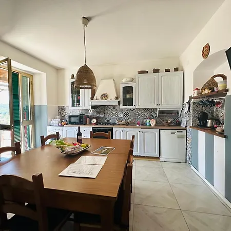 La Tana Holiday home Serricciolo